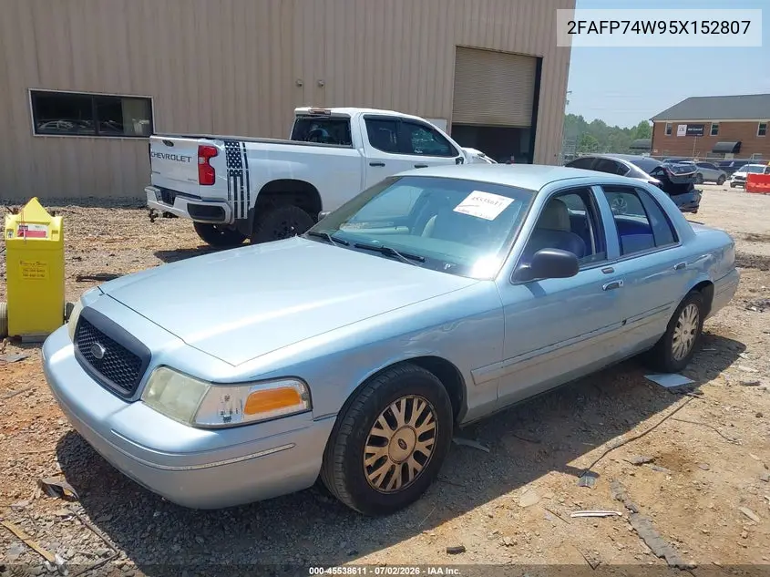 2005 Ford Crown Victoria Lx/Lx Sport VIN: 2FAFP74W95X152807 Lot: 45538611