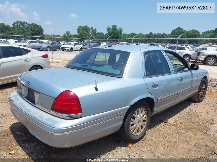 2005 Ford Crown Victoria Lx/Lx Sport VIN: 2FAFP74W95X152807 Lot: 45538611