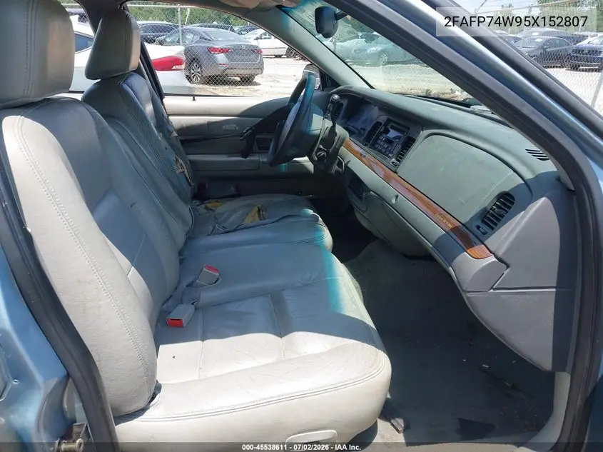 2005 Ford Crown Victoria Lx/Lx Sport VIN: 2FAFP74W95X152807 Lot: 45538611