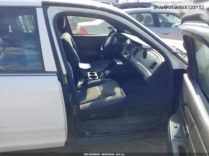 2006 Ford Crown Victoria Police/Police Interceptor VIN: 2FAHP71W86X123152 Lot: 45300929