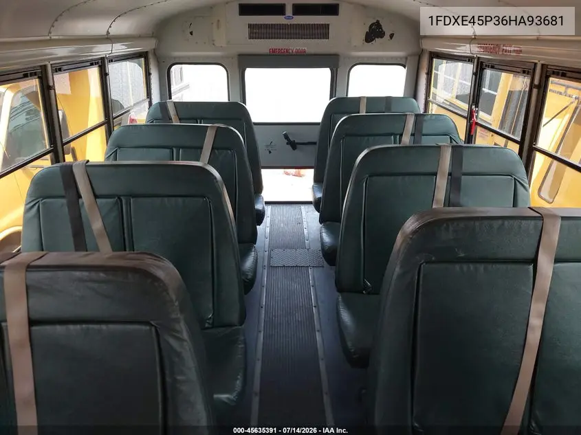 2006 Ford E-450 Cutaway VIN: 1FDXE45P36HA93681 Lot: 45635391