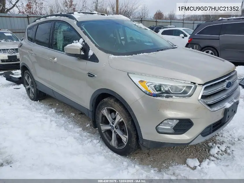 1FMCU9GD7HUC21352 2017 Ford Escape Se