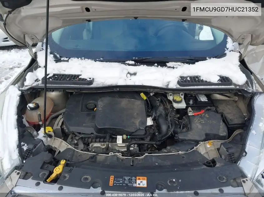 1FMCU9GD7HUC21352 2017 Ford Escape Se