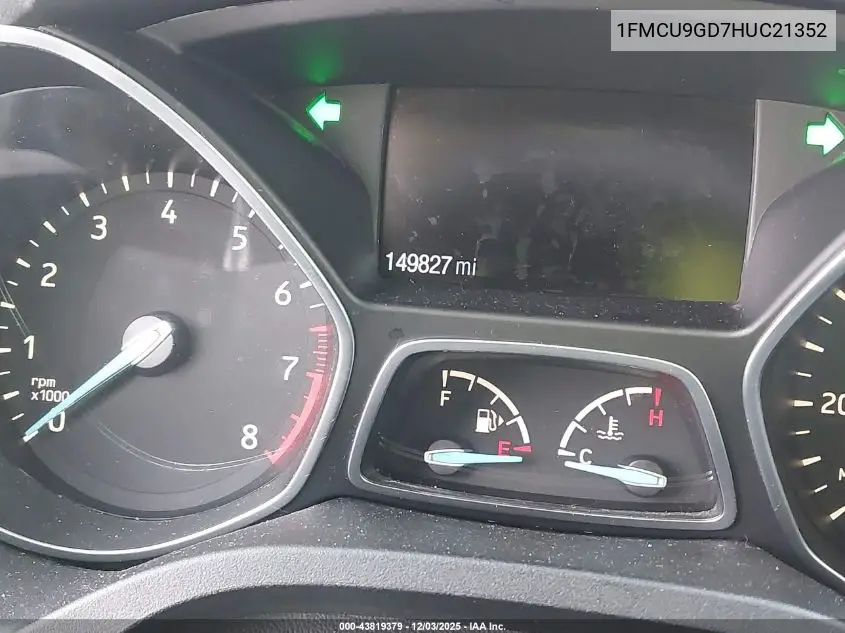 1FMCU9GD7HUC21352 2017 Ford Escape Se