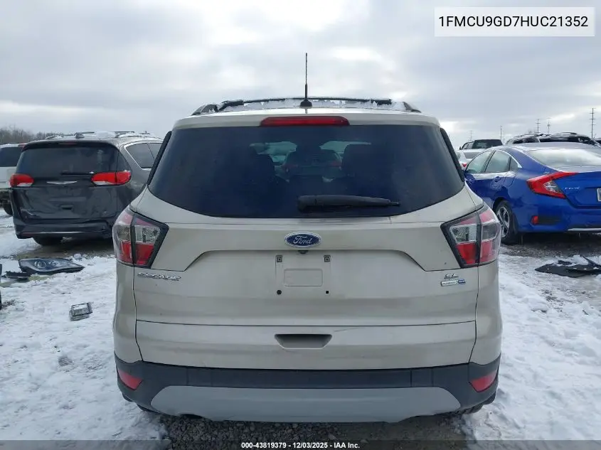1FMCU9GD7HUC21352 2017 Ford Escape Se