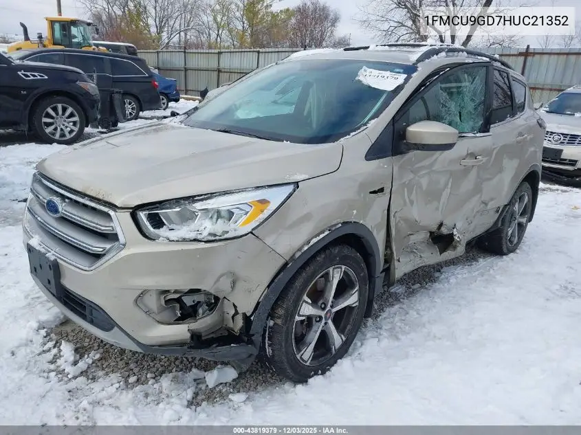 1FMCU9GD7HUC21352 2017 Ford Escape Se
