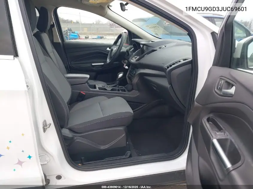 1FMCU9GD3JUC69601 2018 Ford Escape Se