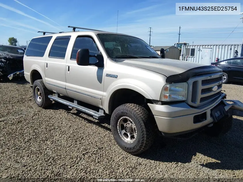 2005 Ford Excursion Limited VIN: 1FMNU43S25ED25754 Lot: 45252982