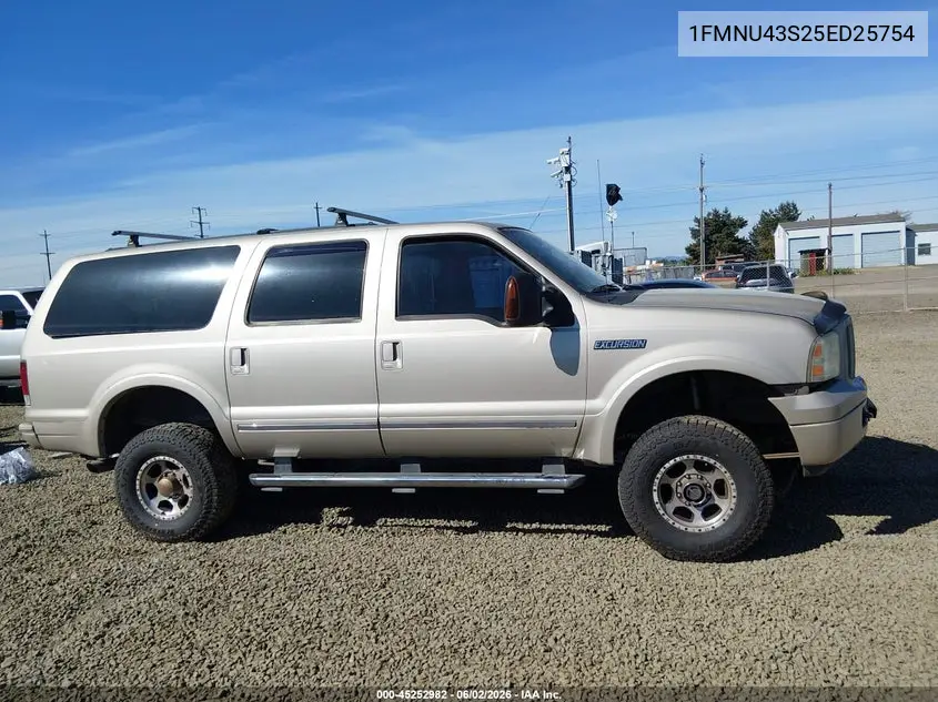 2005 Ford Excursion Limited VIN: 1FMNU43S25ED25754 Lot: 45252982