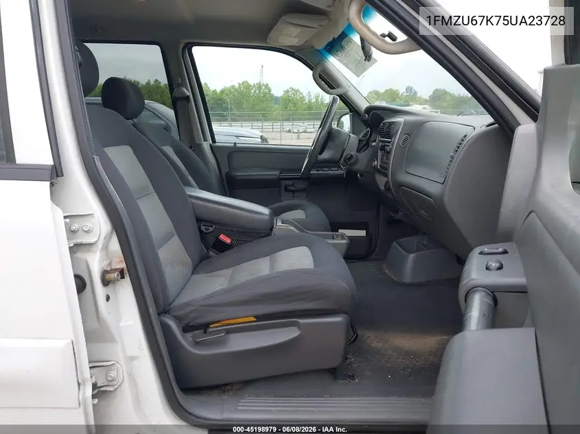 2005 Ford Explorer Sport Trac Adrenalin/Xls/Xlt VIN: 1FMZU67K75UA23728 Lot: 45198979