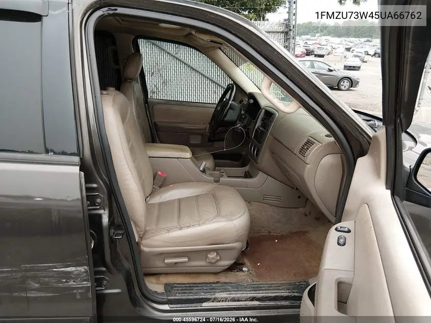 2005 Ford Explorer Xlt/Xlt Sport VIN: 1FMZU73W45UA66762 Lot: 45596724