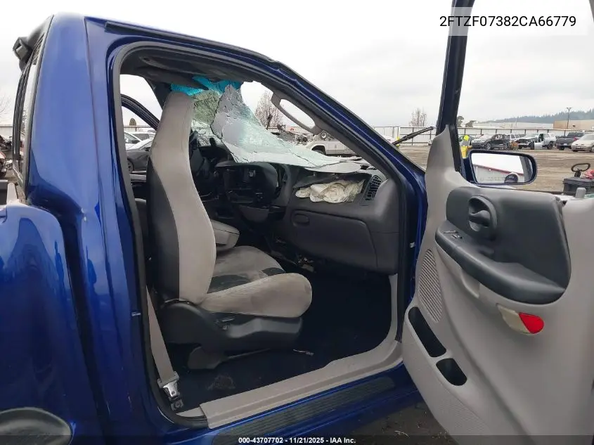 2FTZF07382CA66779 2002 Ford F-150 Lightning