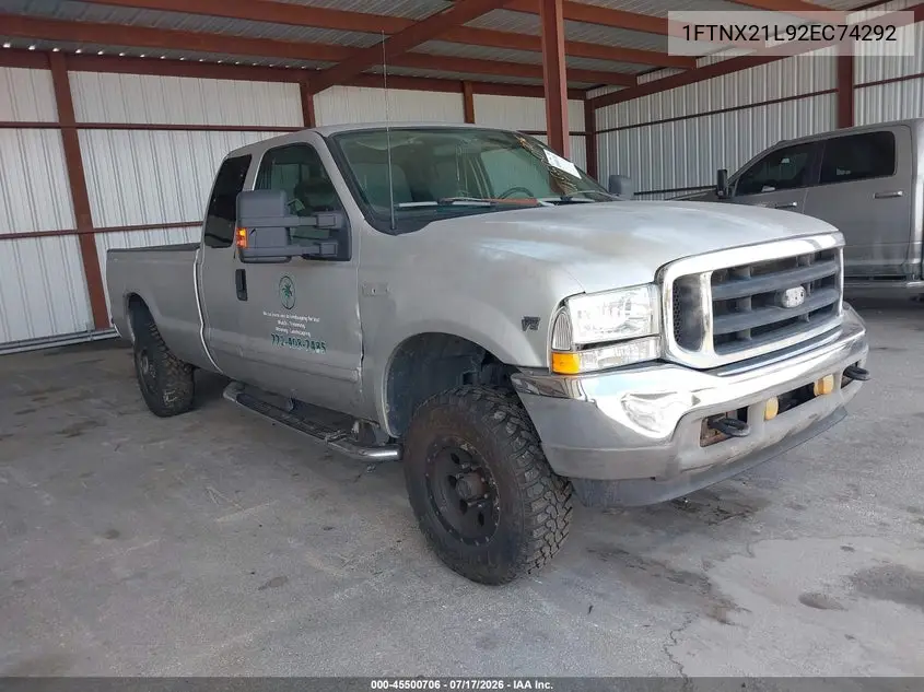 2002 Ford F-250 Lariat/Xl/Xlt VIN: 1FTNX21L92EC74292 Lot: 45500706