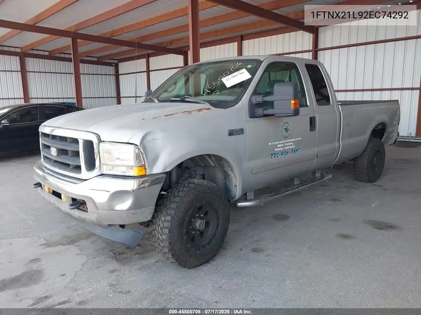 2002 Ford F-250 Lariat/Xl/Xlt VIN: 1FTNX21L92EC74292 Lot: 45500706