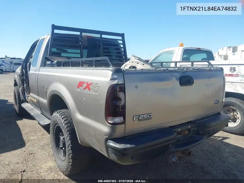 2004 Ford F-250 Lariat/Xl/Xlt VIN: 1FTNX21L84EA74832 Lot: 45557452