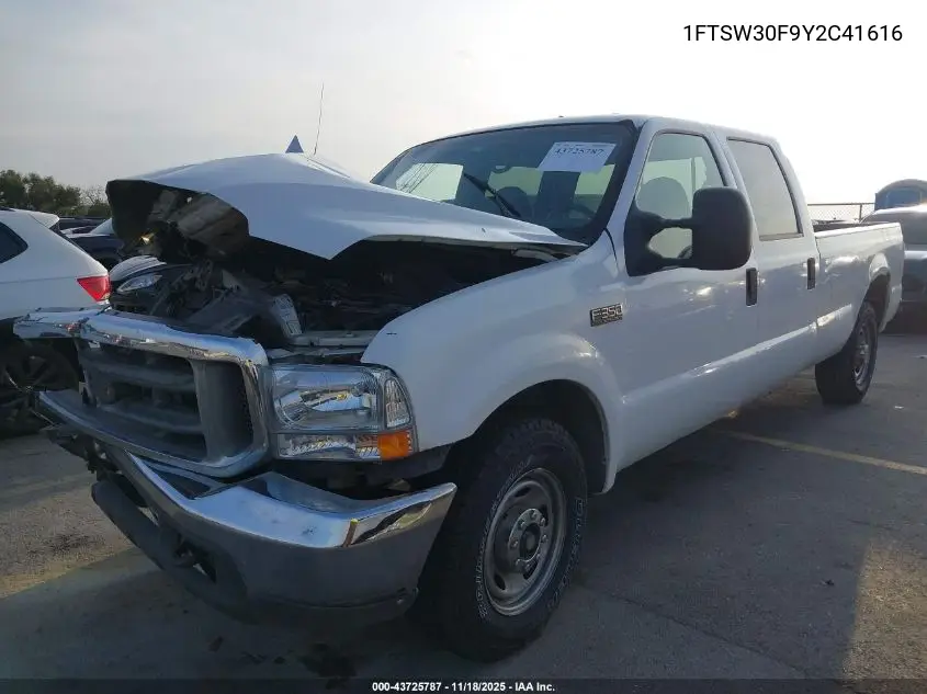 1FTSW30F9YEC41616 2000 Ford F-350