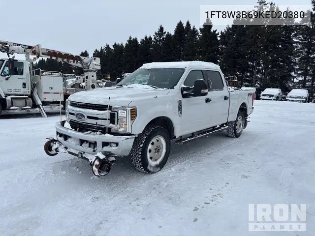 1FT8W3B69KED20380 2019 Ford 2019 Ford F350 Xlt 4X4 Crew Cab Hi-Rail Pickup