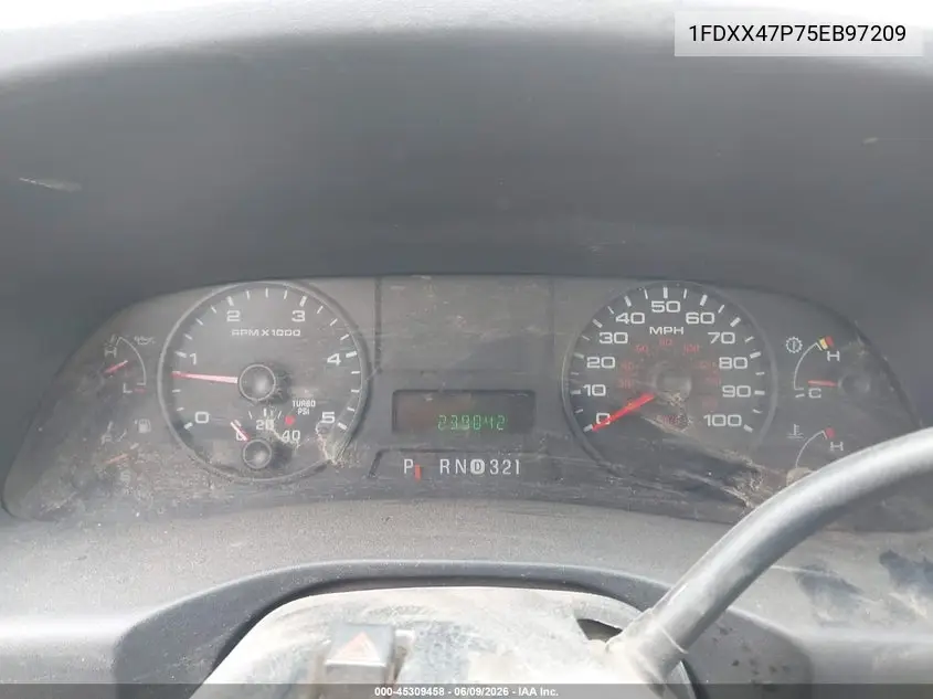 2005 Ford F-450 Lariat/Xl/Xlt VIN: 1FDXX47P75EB97209 Lot: 45309458