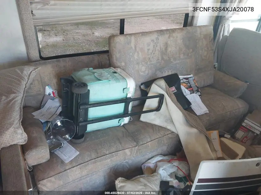 1999 Ford F550 Super Duty Stripped Chass VIN: 3FCNF53S4XJA20078 Lot: 45529430