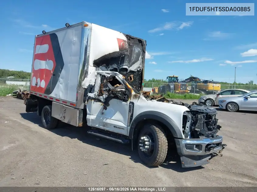 2025 Ford F550 Super Duty VIN: 1FDUF5HT5SDA00885 Lot: 12616097