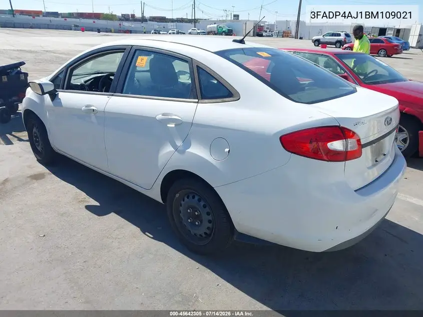 2011 Ford Fiesta S VIN: 3FADP4AJ1BM109021 Lot: 45642305