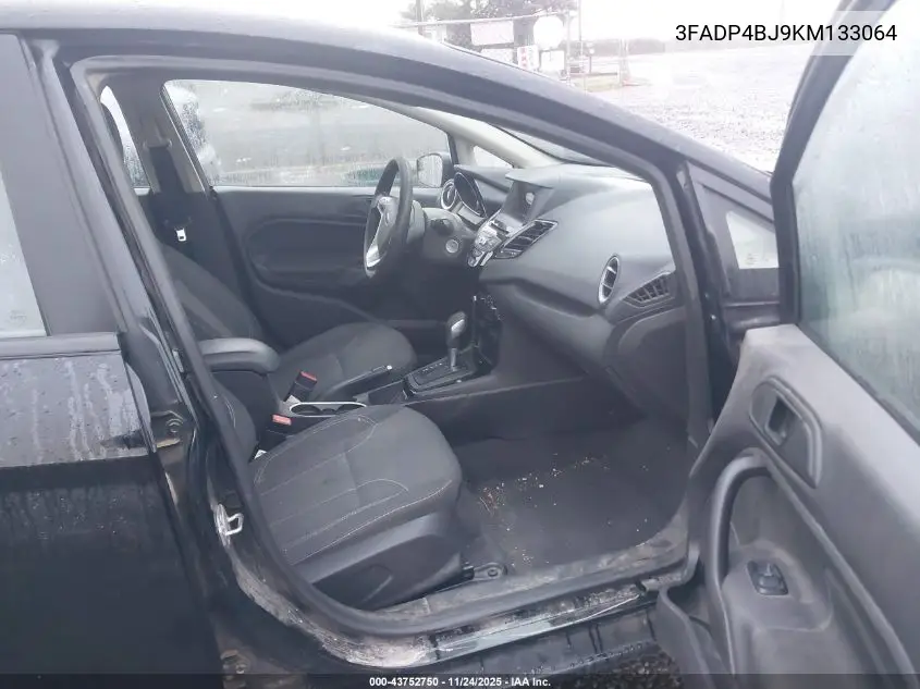 3FADP4BJ9KM133064 2019 Ford Fiesta Se