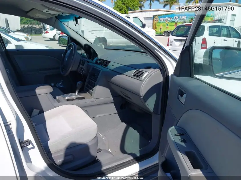 2005 Ford Five Hundred Se VIN: 1FAFP23145G151790 Lot: 44721117