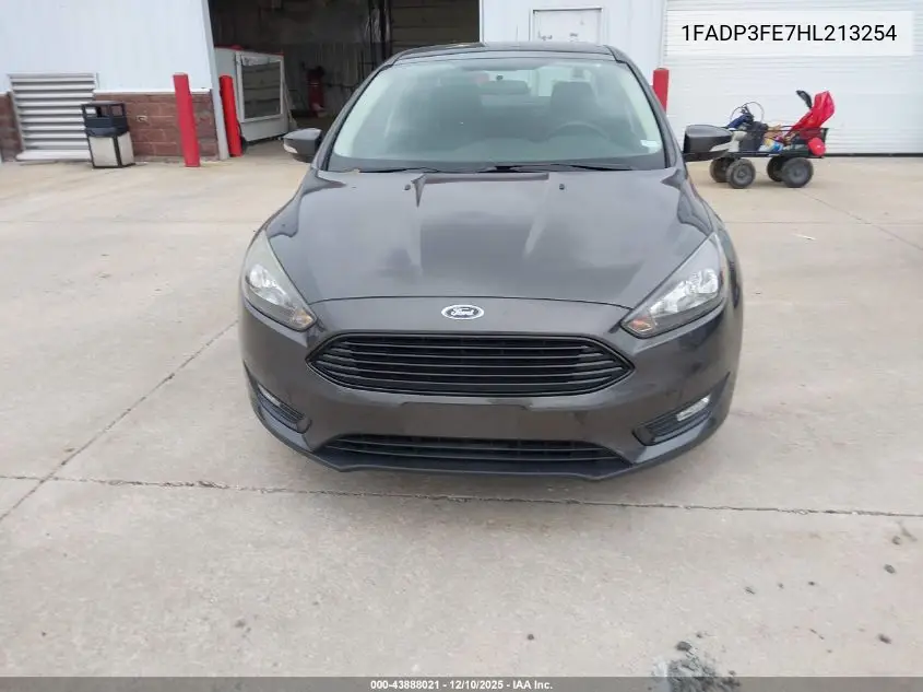 1FADP3FE7HL213254 2017 Ford Focus Se