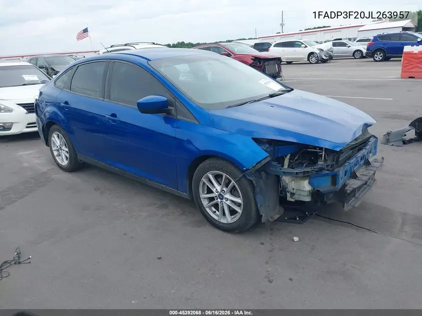 2018 Ford Focus Se VIN: 1FADP3F20JL263957 Lot: 45392068