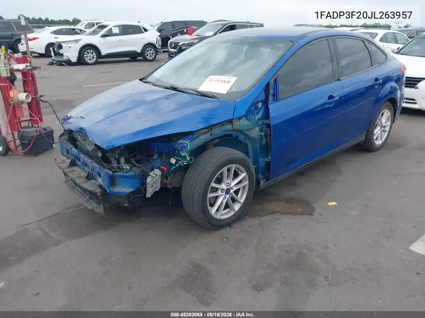 2018 Ford Focus Se VIN: 1FADP3F20JL263957 Lot: 45392068