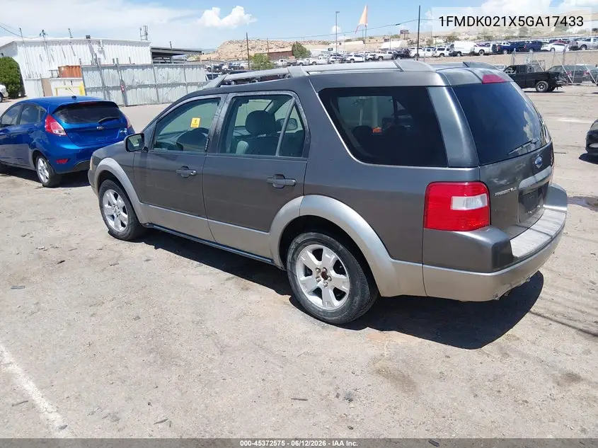 2005 Ford Freestyle Sel VIN: 1FMDK021X5GA17433 Lot: 45372575