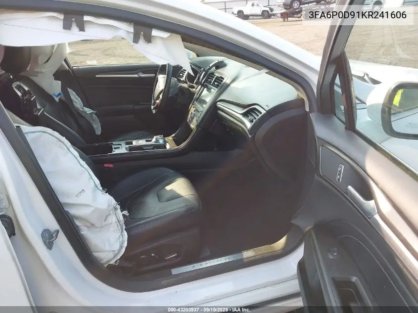 3FA6P0D91KR241606 2019 Ford Fusion Titanium