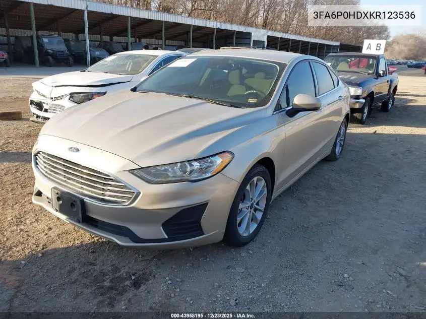 3FA6P0HDXKR123536 2019 Ford Fusion Se