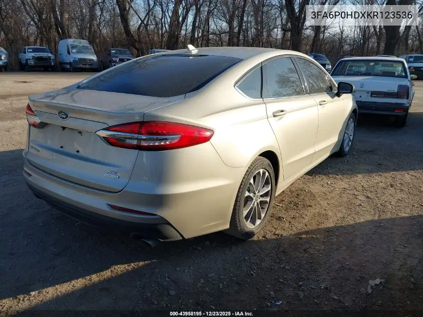 3FA6P0HDXKR123536 2019 Ford Fusion Se