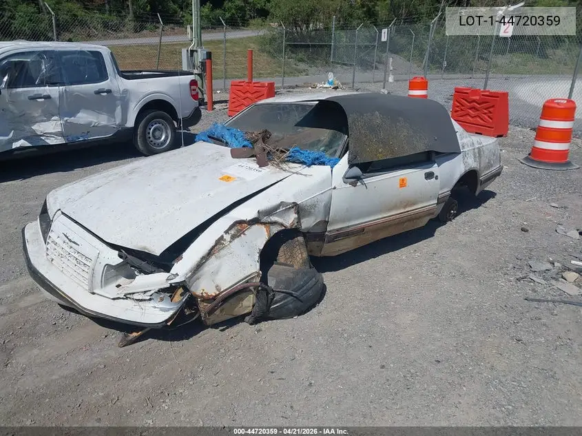 1986 Ford Thunderbird VIN: LOT-1-44720359 Lot: 44720359