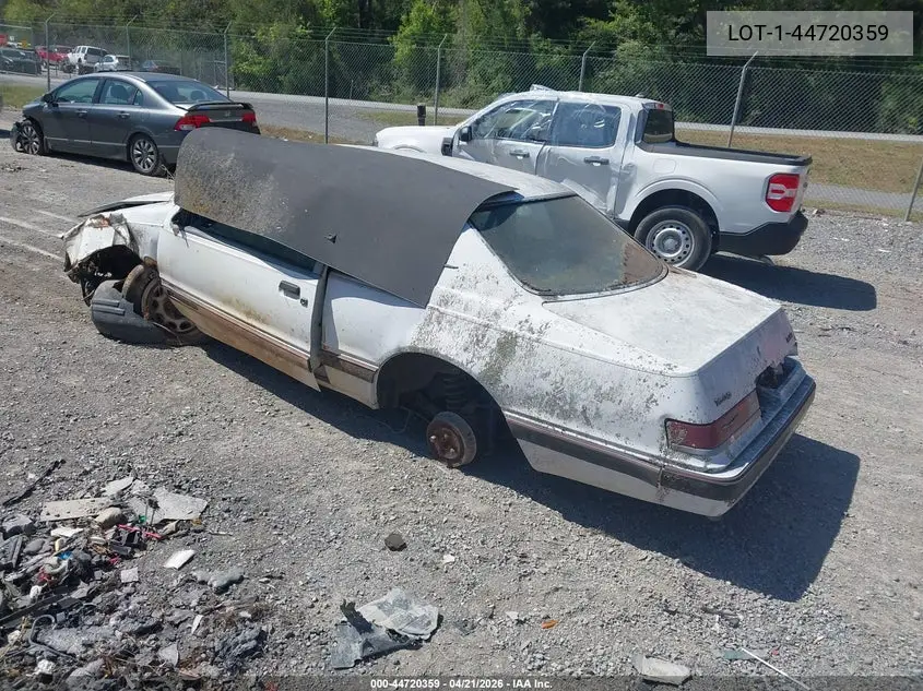1986 Ford Thunderbird VIN: LOT-1-44720359 Lot: 44720359