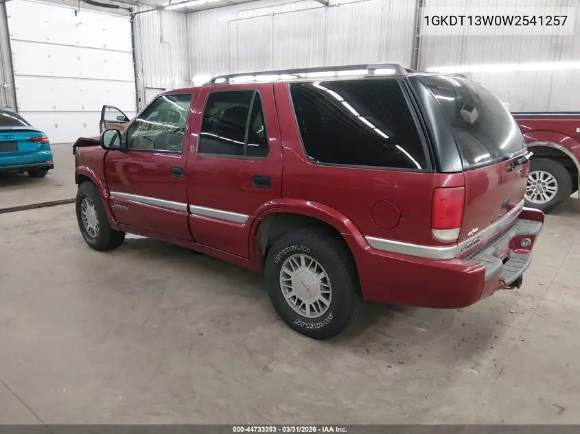 1998 GMC Jimmy Sle VIN: 1GKDT13W0W2541257 Lot: 44733353