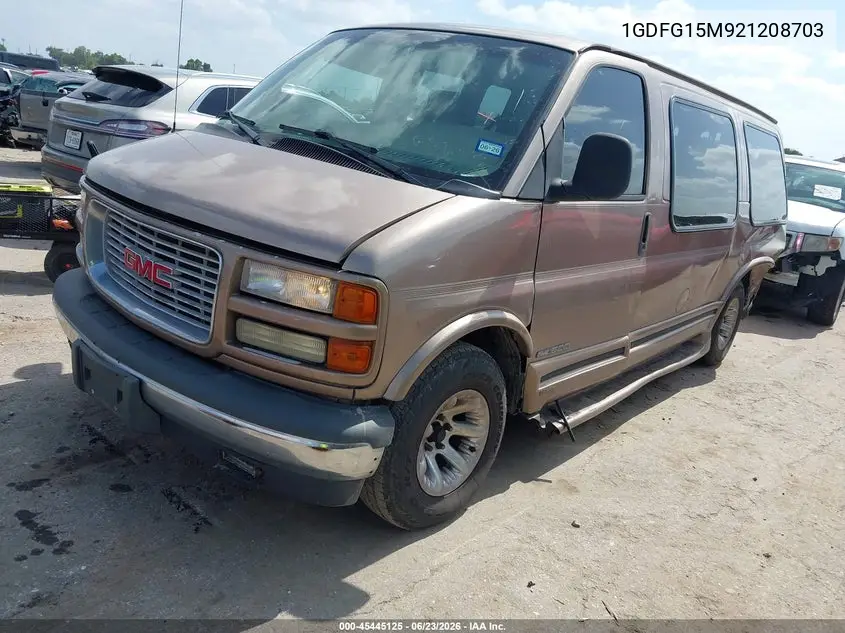 2002 GMC Savana Passenger Standard VIN: 1GDFG15M921208703 Lot: 45445125
