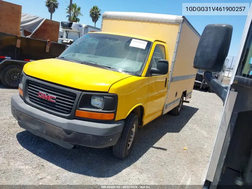 2006 GMC Savana Cutaway Work Van VIN: 1GDGG31V461900257 Lot: 45438143