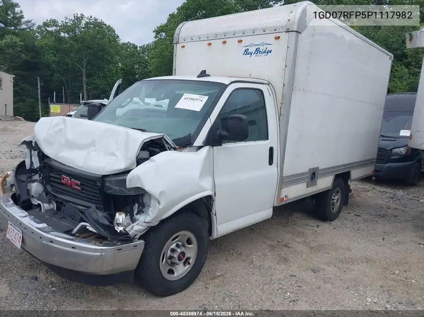 2023 GMC Savana Cutaway Work Van VIN: 1GD07RFP5P1117982 Lot: 45386974