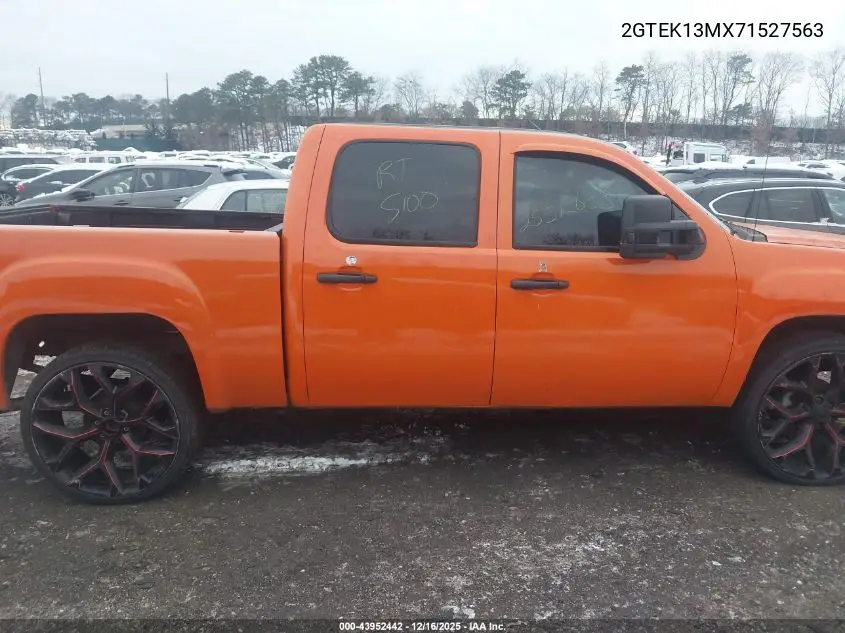 2GTEK13MX71527563 2007 GMC Sierra 1500 Sle1