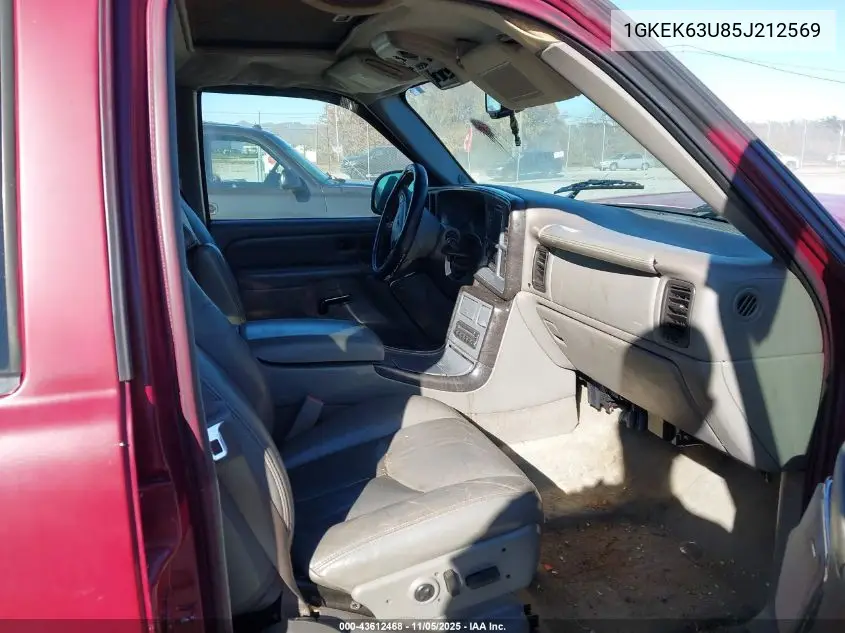 1GKEK63U85J212569 2005 GMC Yukon Denali