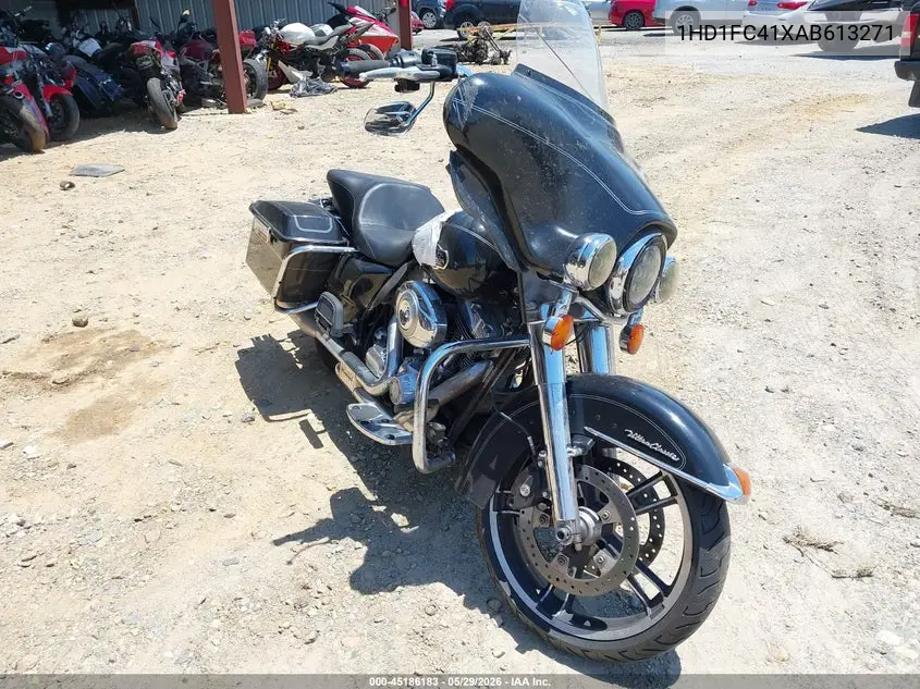 2010 Harley-Davidson Flhtcu VIN: 1HD1FC41XAB613271 Lot: 45186183
