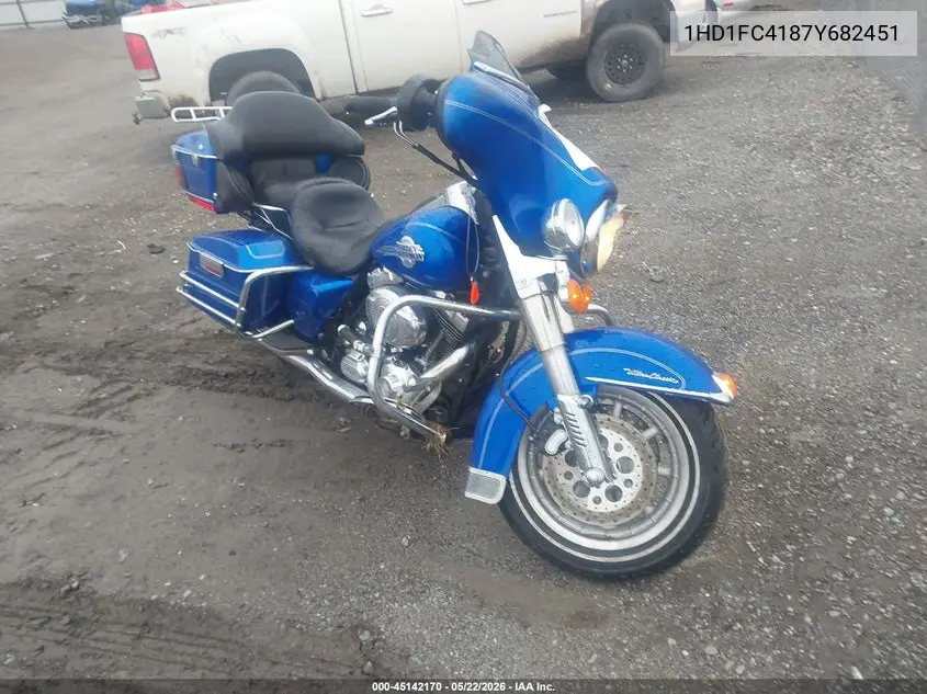 2007 Harley-Davidson Flhtcui VIN: 1HD1FC4187Y682451 Lot: 45142170