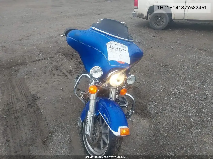 2007 Harley-Davidson Flhtcui VIN: 1HD1FC4187Y682451 Lot: 45142170