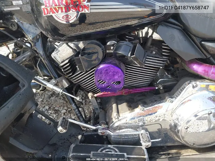 2007 Harley-Davidson Flhtcui VIN: 1HD1FC4187Y658747 Lot: 45418019