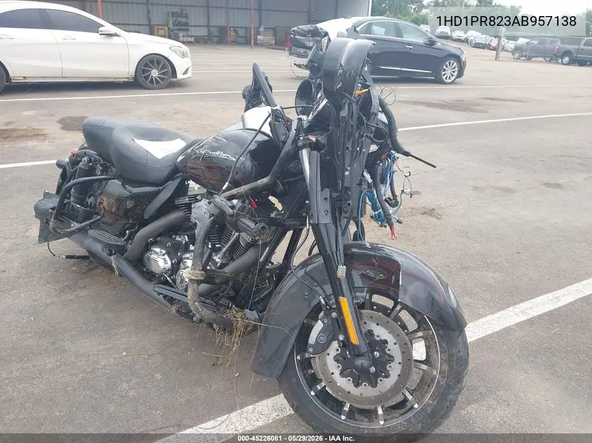 2010 Harley-Davidson Flhtcuse5 Blk VIN: 1HD1PR823AB957138 Lot: 45226081