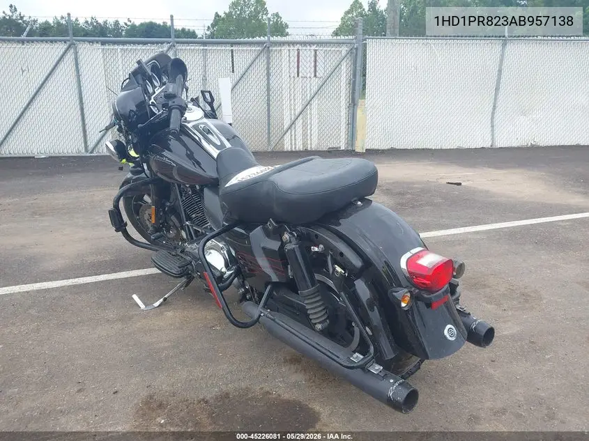2010 Harley-Davidson Flhtcuse5 Blk VIN: 1HD1PR823AB957138 Lot: 45226081