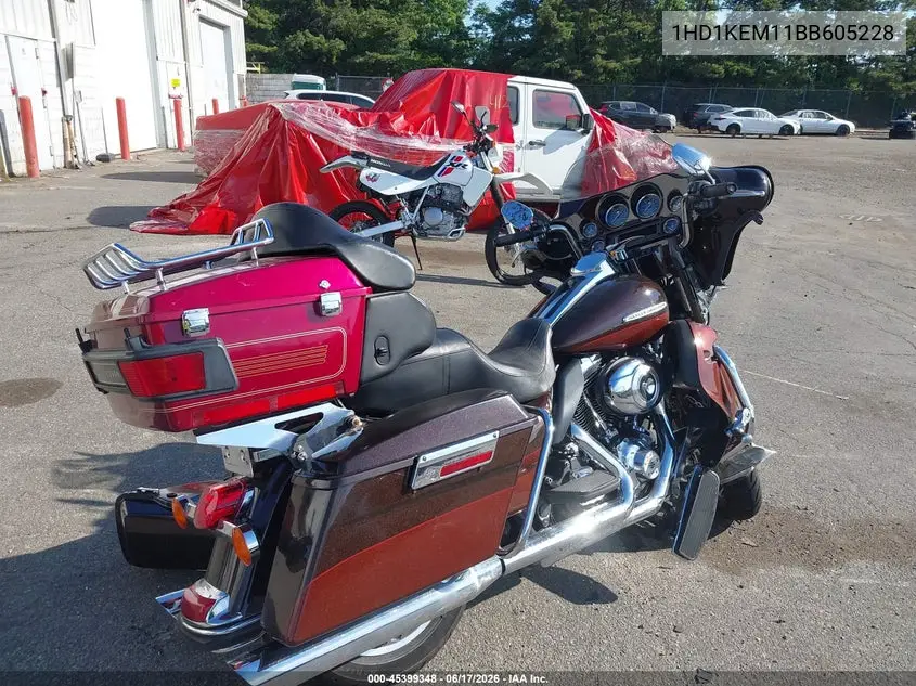 2011 Harley-Davidson Flhtk VIN: 1HD1KEM11BB605228 Lot: 45399348