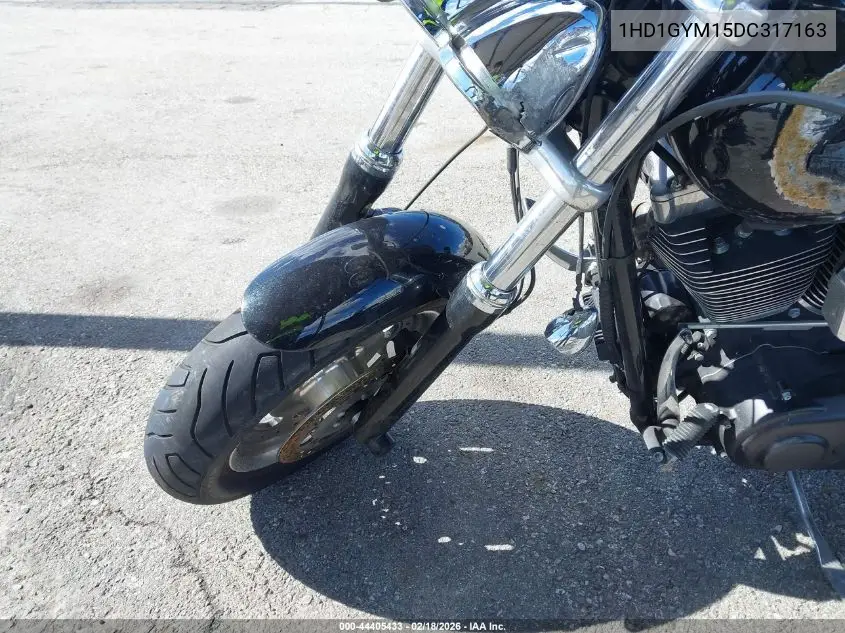 2013 Harley-Davidson Fxdf Dyna Fat Bob VIN: 1HD1GYM15DC317163 Lot: 44405433